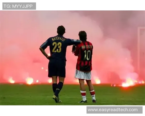 足球明星模仿篮球庆祝动作引发热议展现运动跨界魅力与幽默感